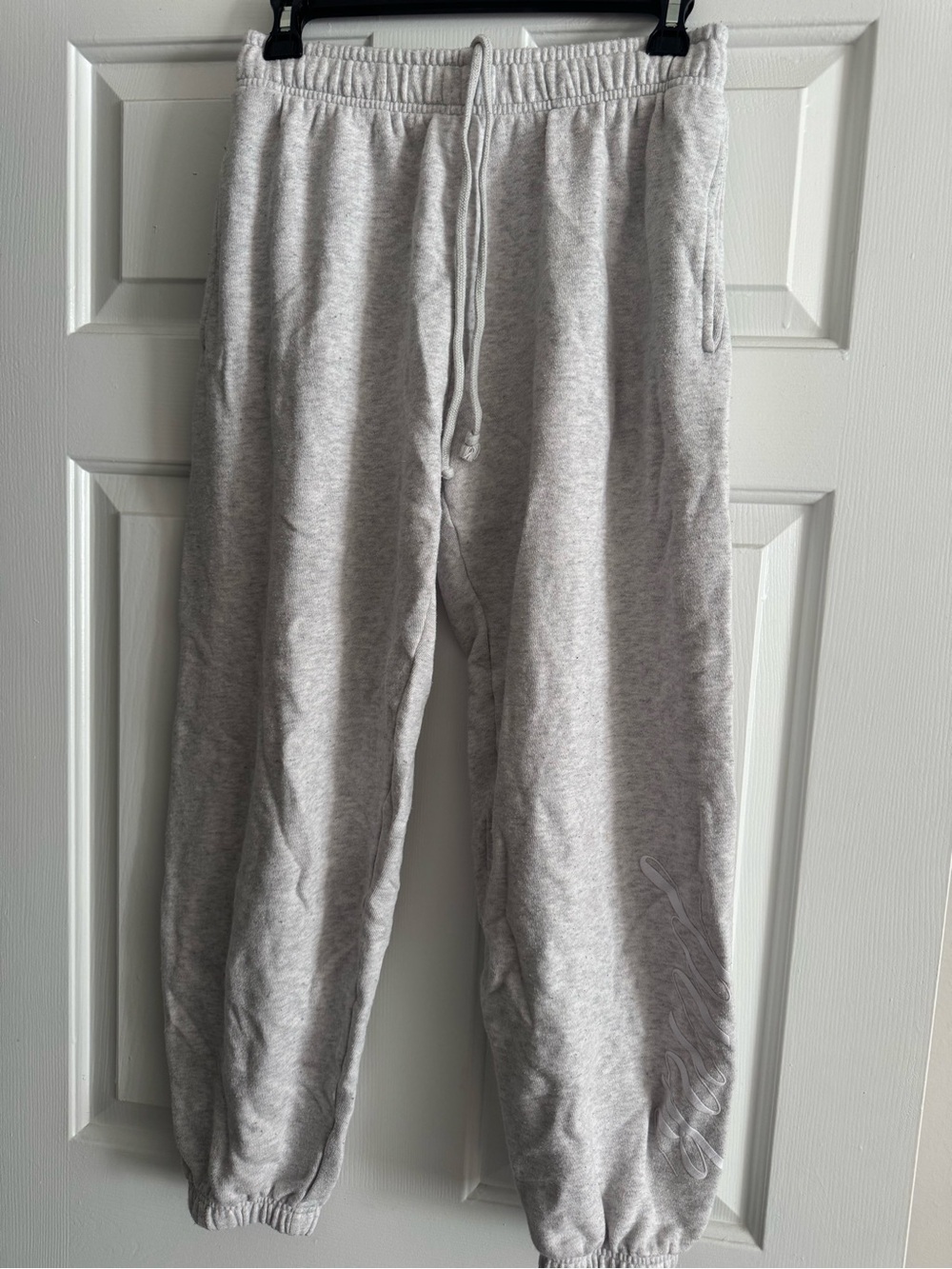PINK Victoria's Secret Light Gray Drawstring Jogger Sweatpants